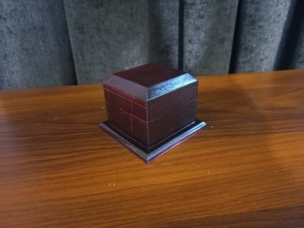 پایه تندیس مربع